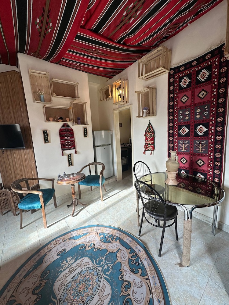 antica old apartment al lwebdeh