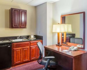 clarion hotel somerset new brunswick