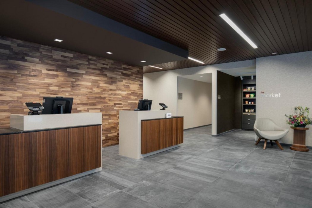 courtyard by marriott nanaimo