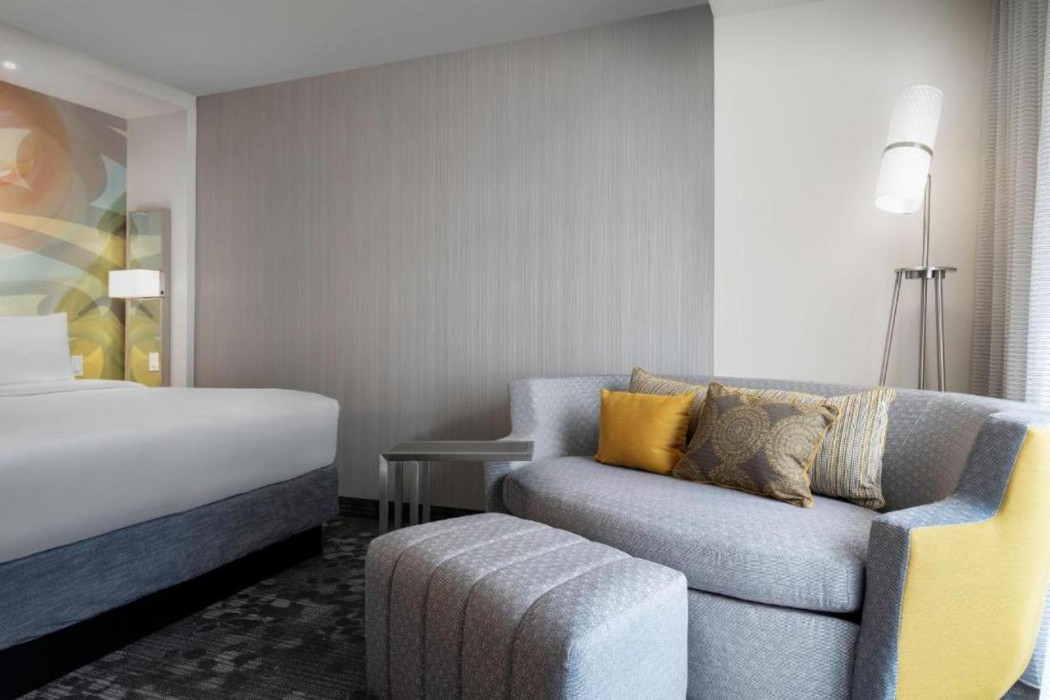 courtyard by marriott nanaimo