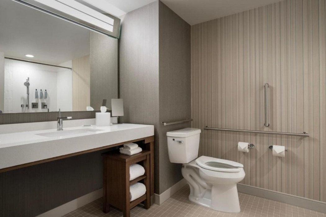 courtyard by marriott nanaimo
