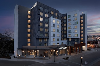 Courtyard By Marriott Nanaimo