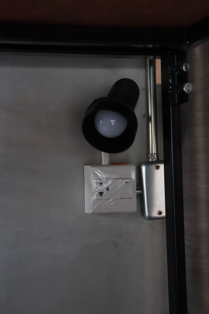 the cube hostel khaosan