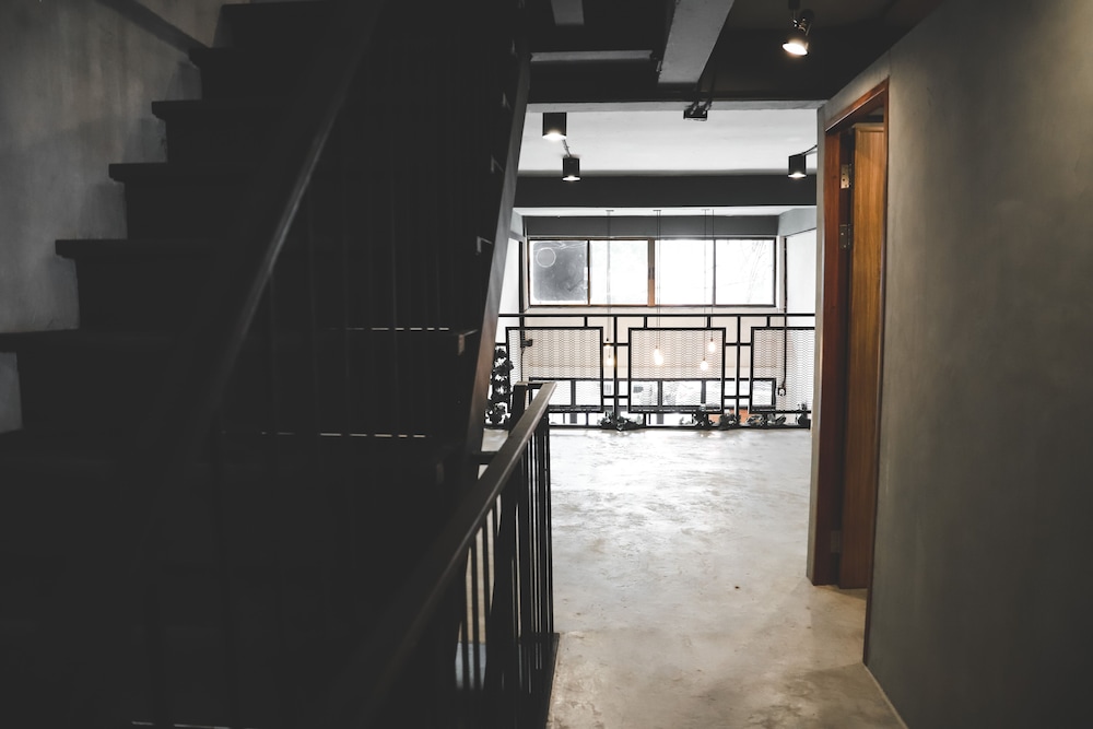 the cube hostel khaosan