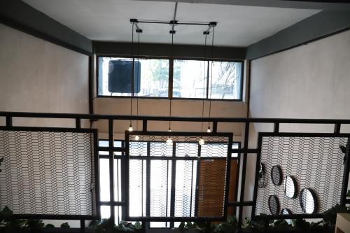 the cube hostel khaosan