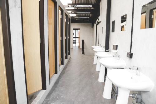 the cube hostel khaosan