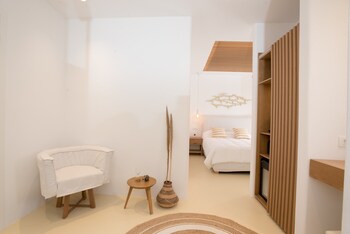 elit suites mykonos