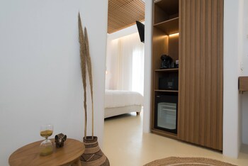 elit suites mykonos