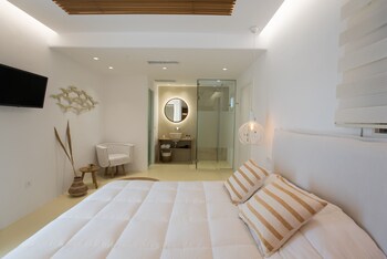 elit suites mykonos