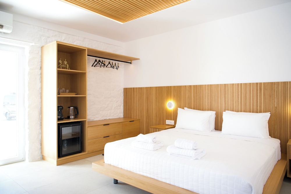 elit suites mykonos