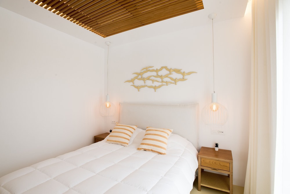 elit suites mykonos