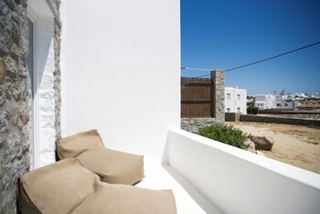 elit suites mykonos