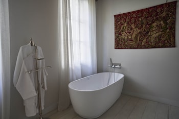 chateau bonalgue pomerol