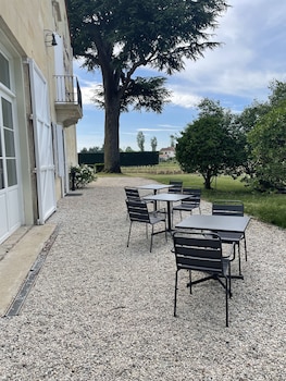 chateau bonalgue pomerol