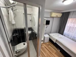 asparagus hotel suits old city