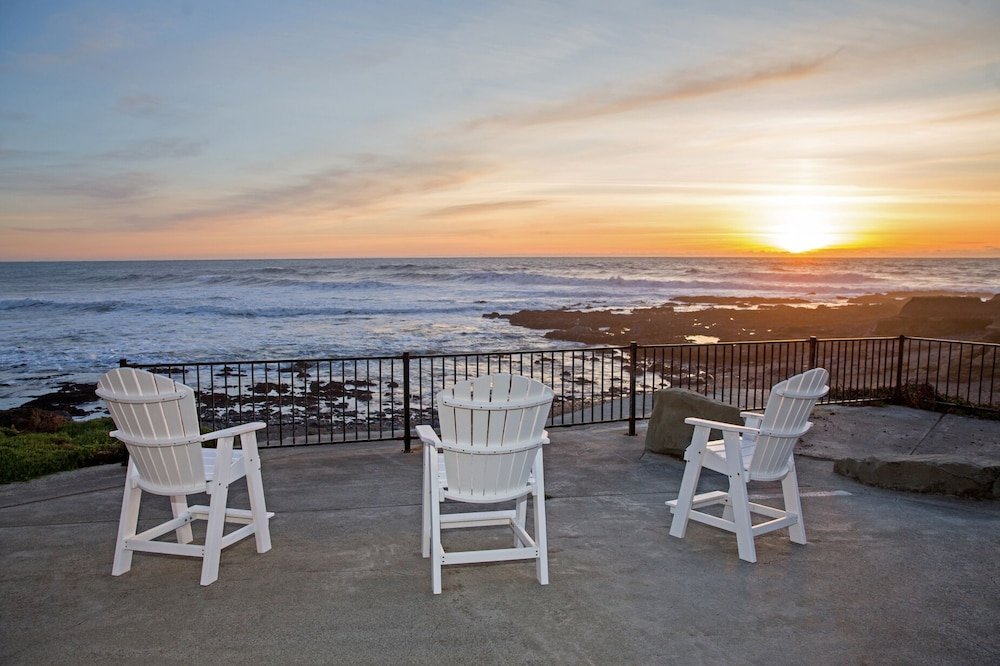 Black Sands Inn,Shelter Cove>>Fort Bragg,2 star