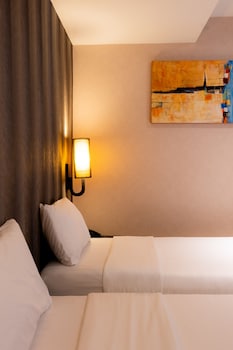 sukhothai hotel and residence