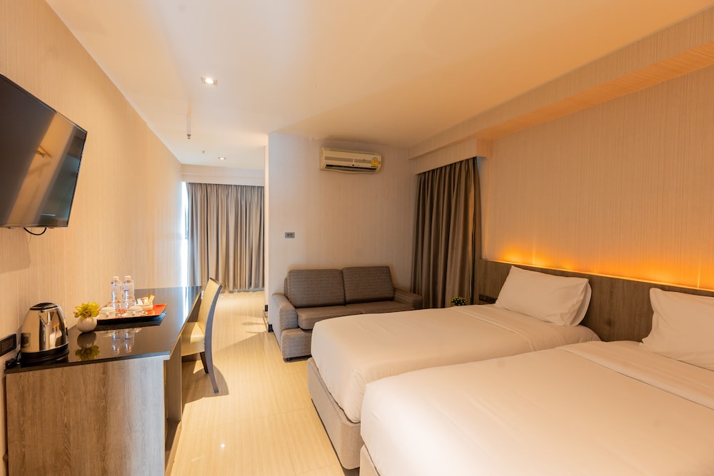 sukhothai hotel and residence