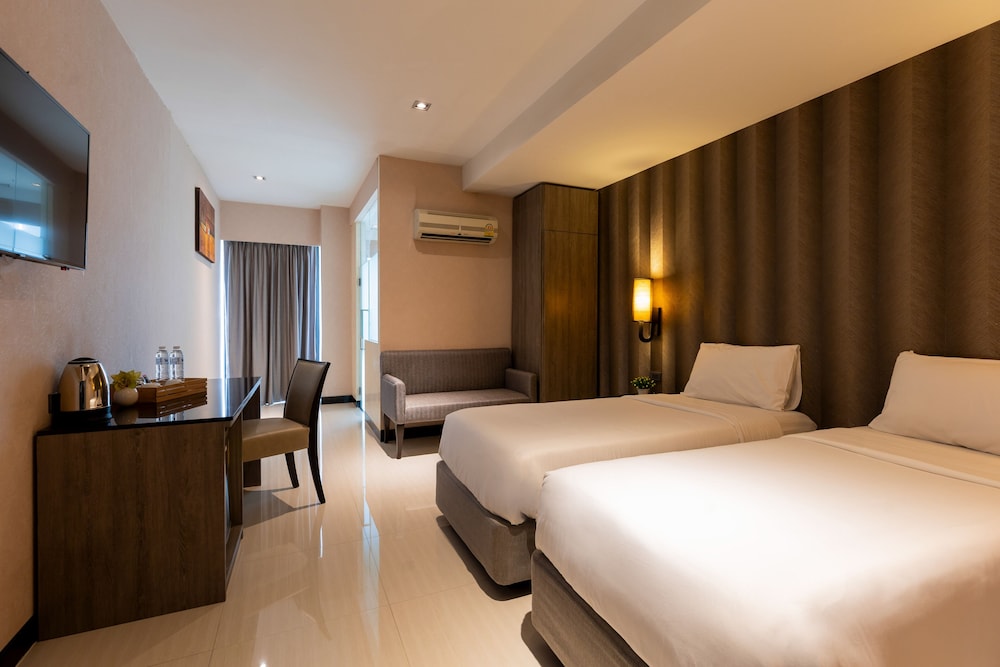 sukhothai hotel and residence