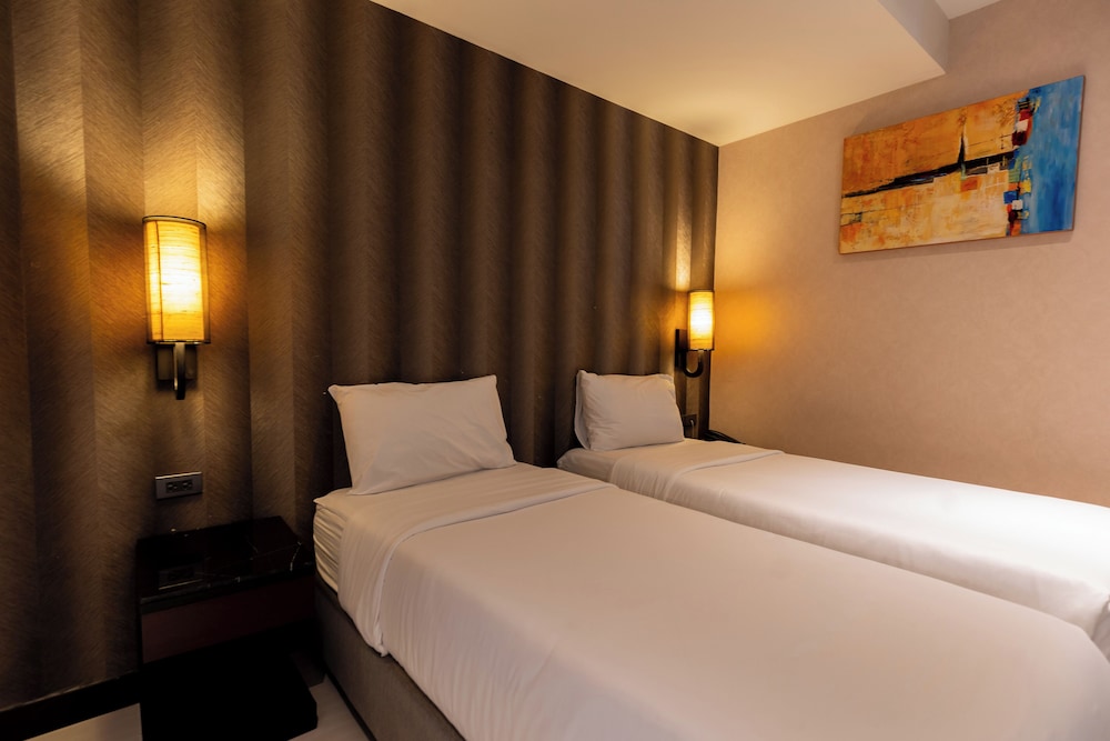 sukhothai hotel and residence