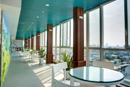 phan van 2 hotel and apartments