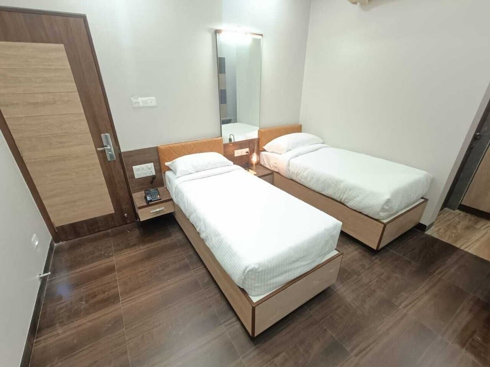 Hotel Ozone Inn,Mumbai>>Cuffe Parade,3 star