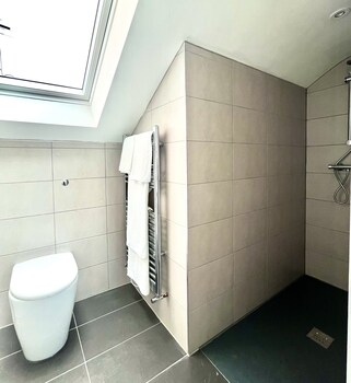 mode apartments st annes