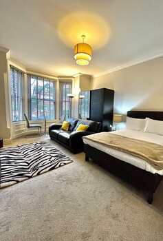 mode apartments st annes