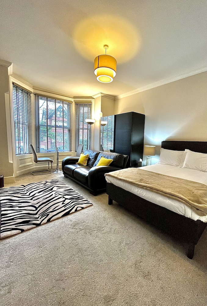 mode apartments st annes