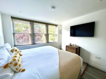 mode apartments st annes