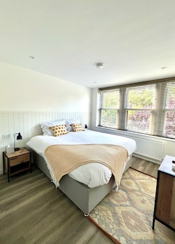 mode apartments st annes