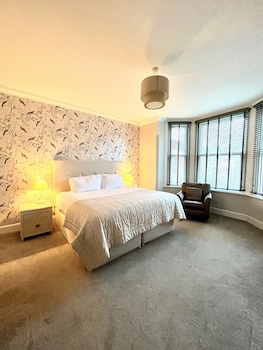 mode apartments st annes