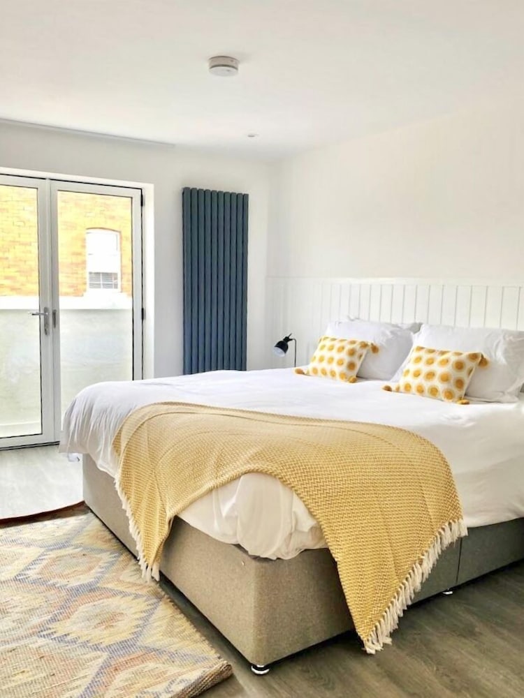 mode apartments st annes
