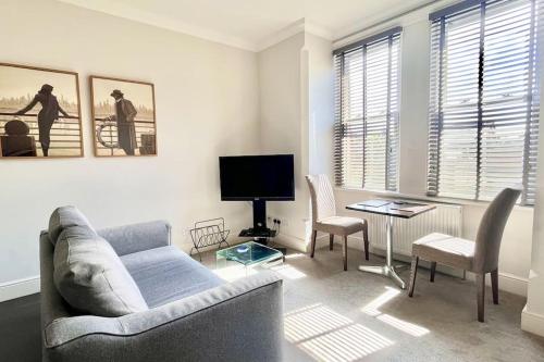 mode apartments st annes