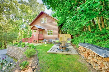 heritage hill cabins