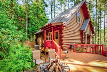 heritage hill cabins