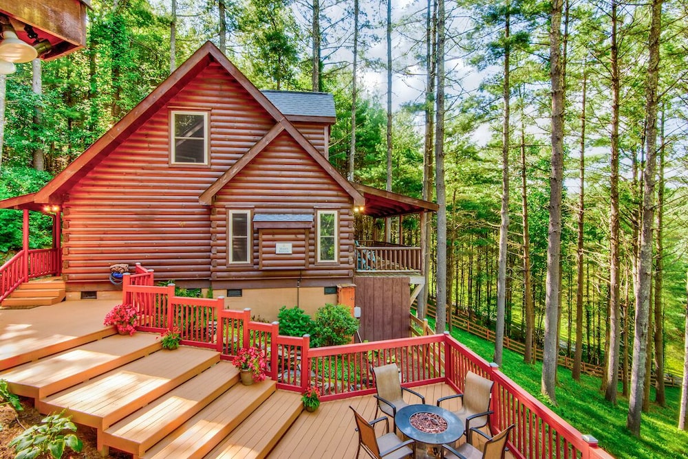 heritage hill cabins