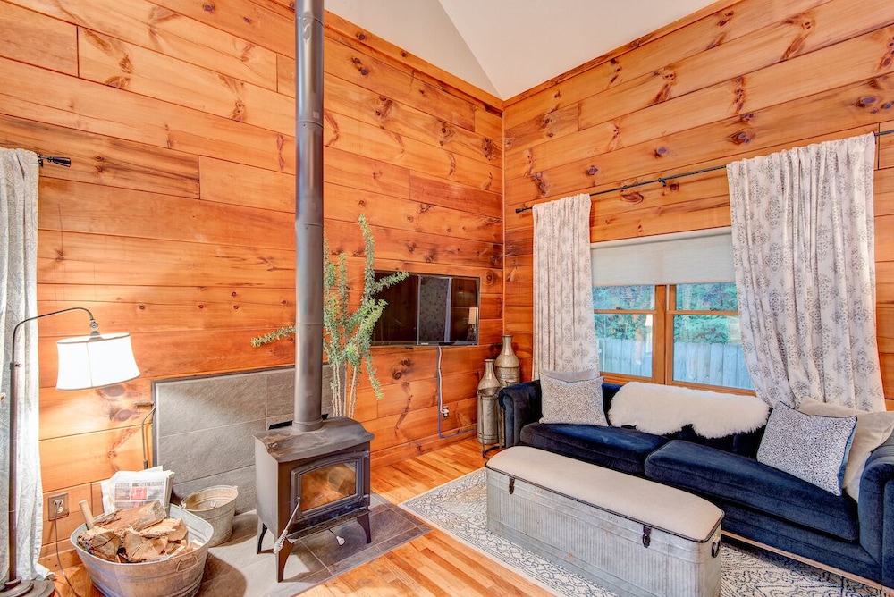 heritage hill cabins