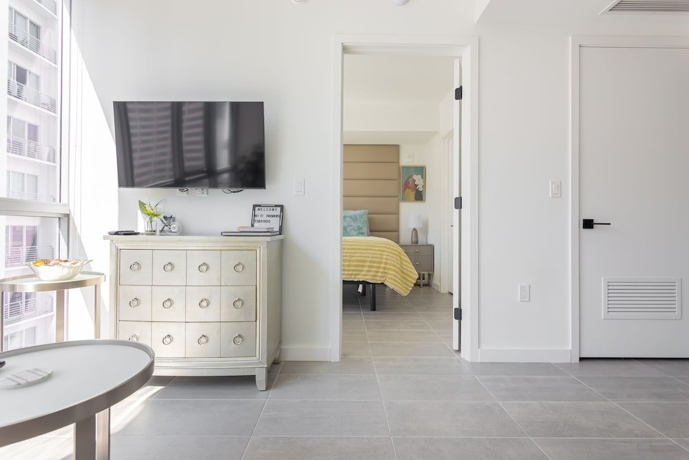 mirabilecondodwntown mia brickell w prkg