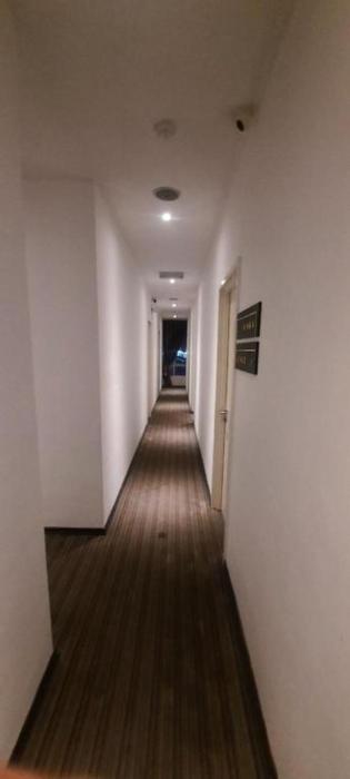 oyo 90724 rg hotel