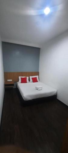oyo 90724 rg hotel