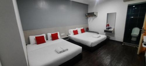 oyo 90724 rg hotel