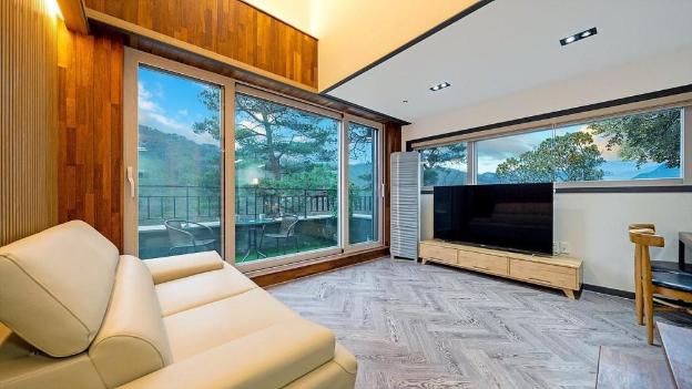 bs jecheon pension