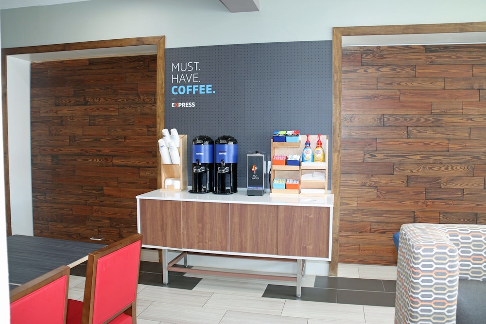 holiday inn express and suites south padre island
