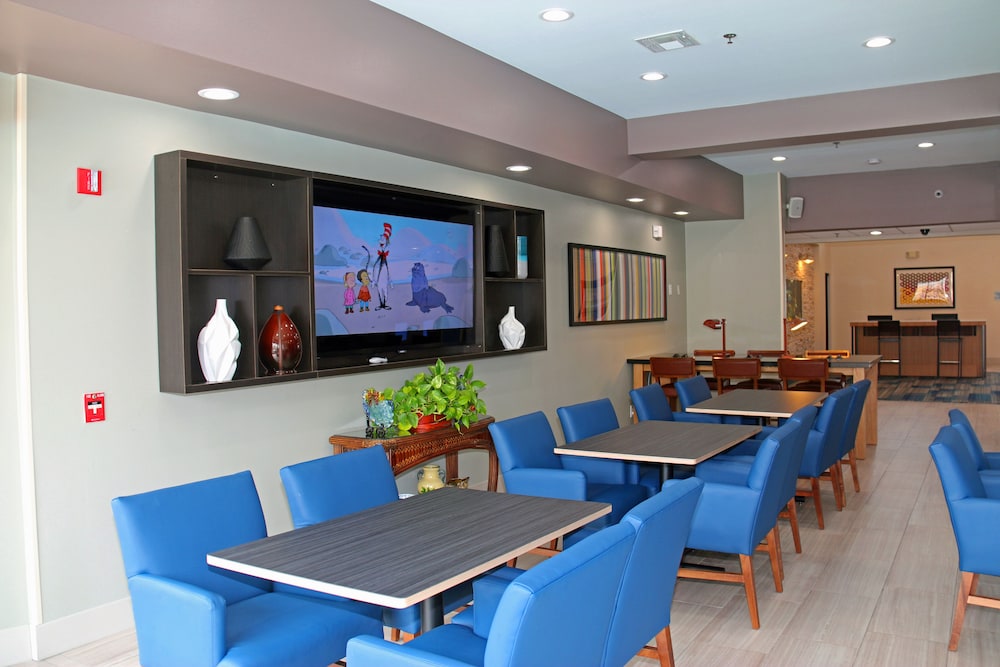 holiday inn express and suites south padre island