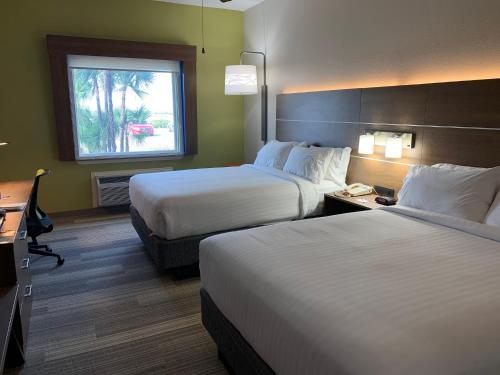 holiday inn express and suites south padre island