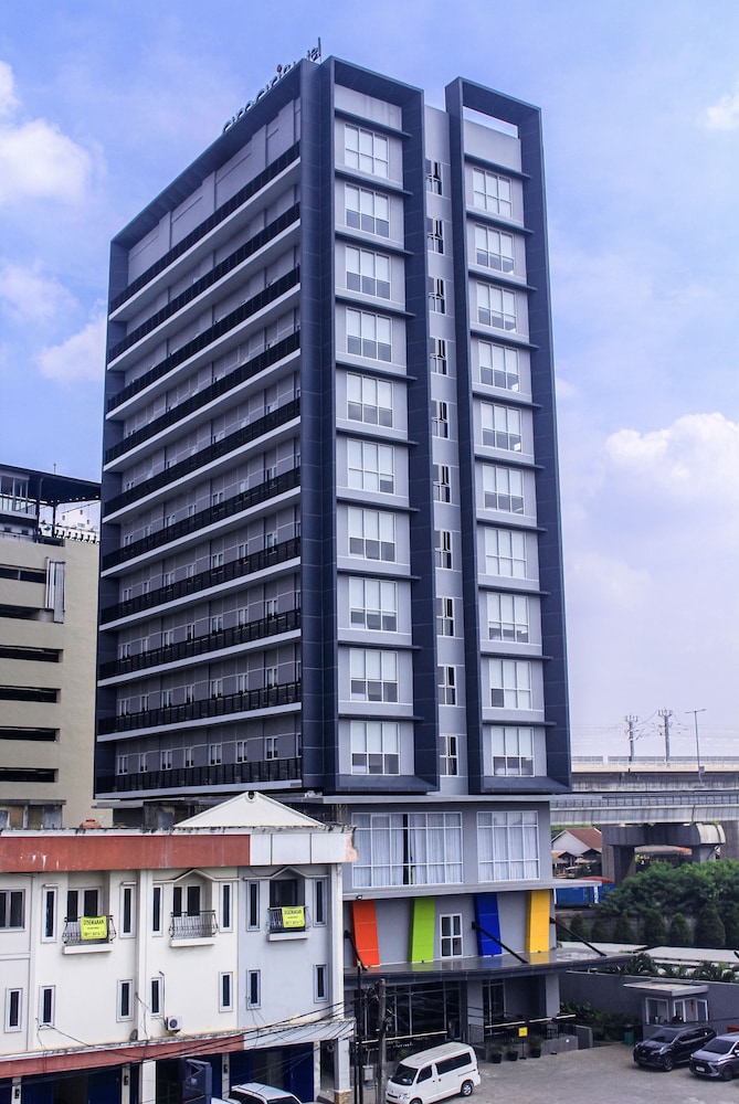amaris hotel kalimalang