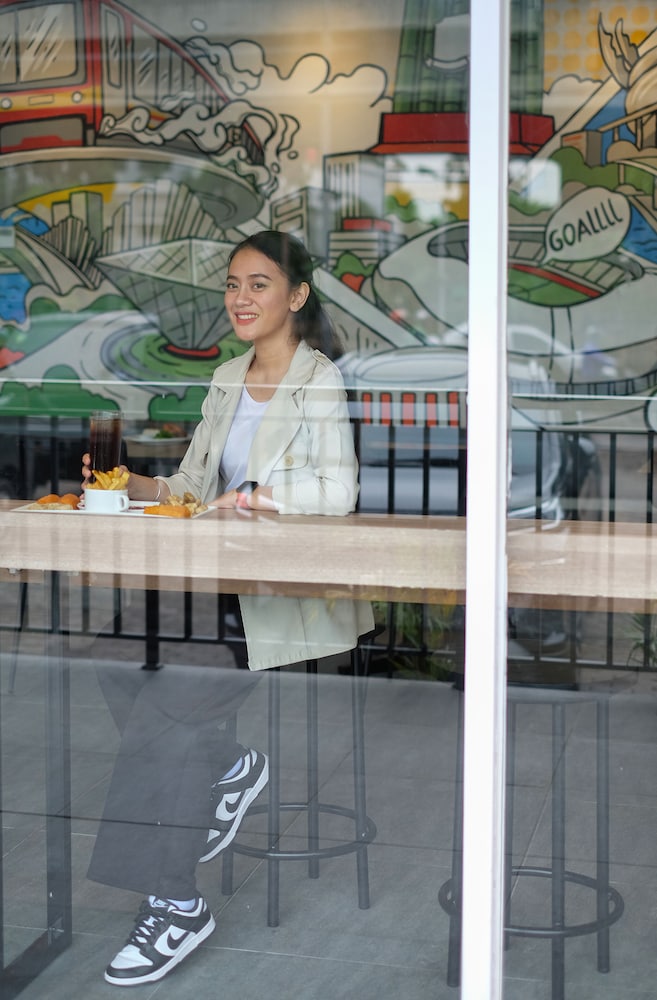 amaris hotel kalimalang