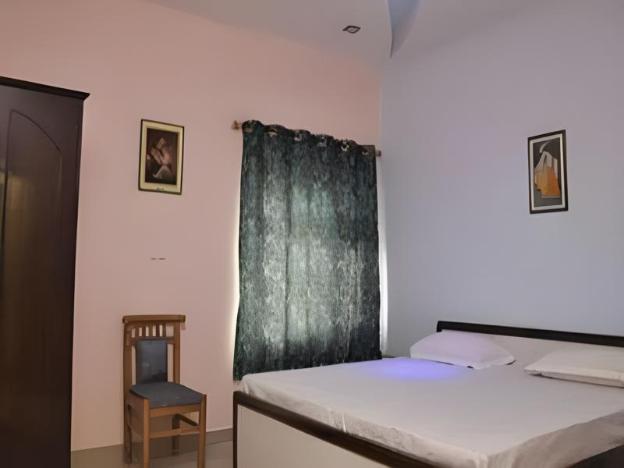 hotel aryaman