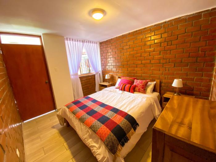 tupac hostel huaraz